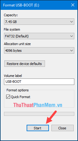 Chuột phải lên USB và chọn Format