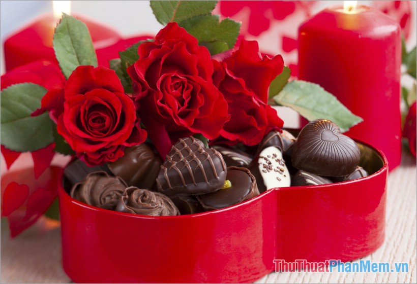 Bó hoa hồng và sô cô la